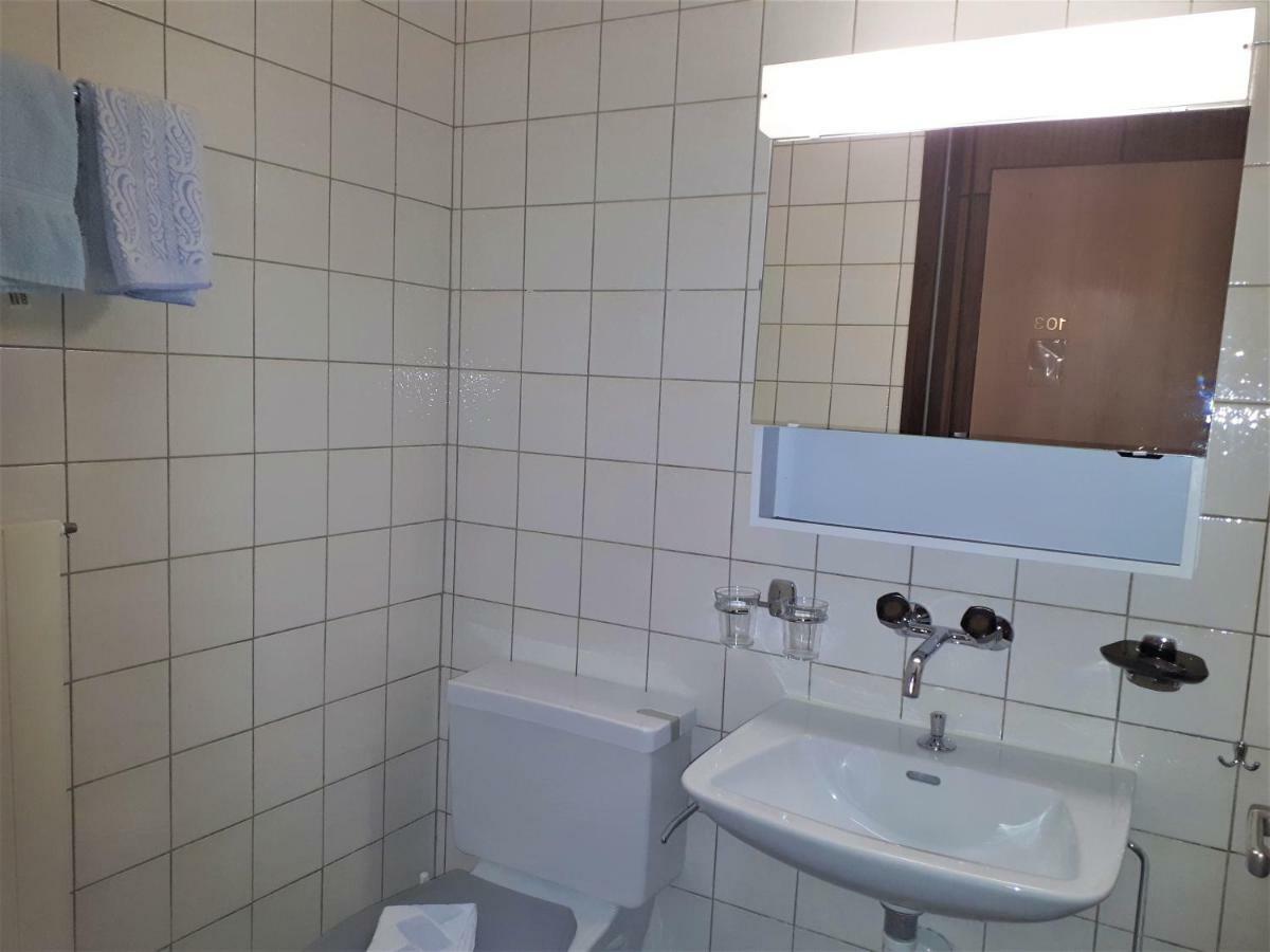 Gaestehaus St. Ursula Бриг Екстер'єр фото