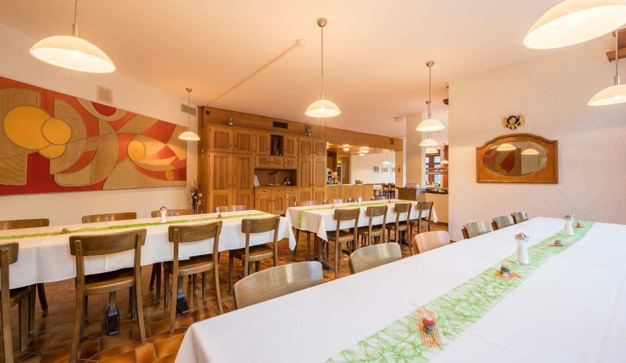 Gaestehaus St. Ursula Бриг Екстер'єр фото