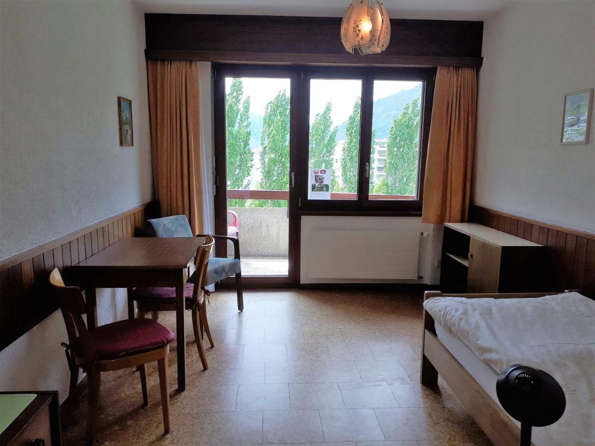 Gaestehaus St. Ursula Бриг Екстер'єр фото