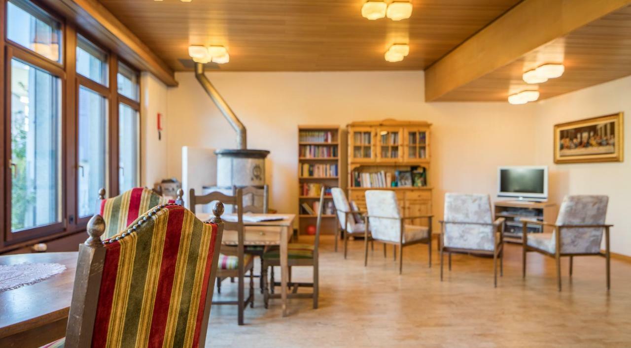 Gaestehaus St. Ursula Бриг Екстер'єр фото